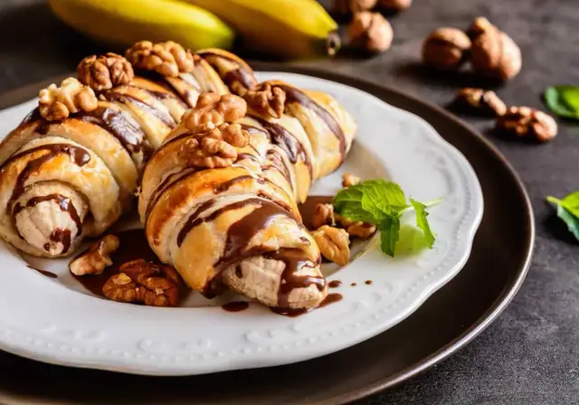 Najlepszy przepis na banany w cieście francuskim, który zachwyci każdego