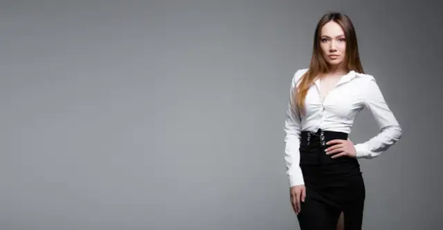 Skuteczne sposoby na usunięcie plamy z białej bluzki bez trwonięcia czasu