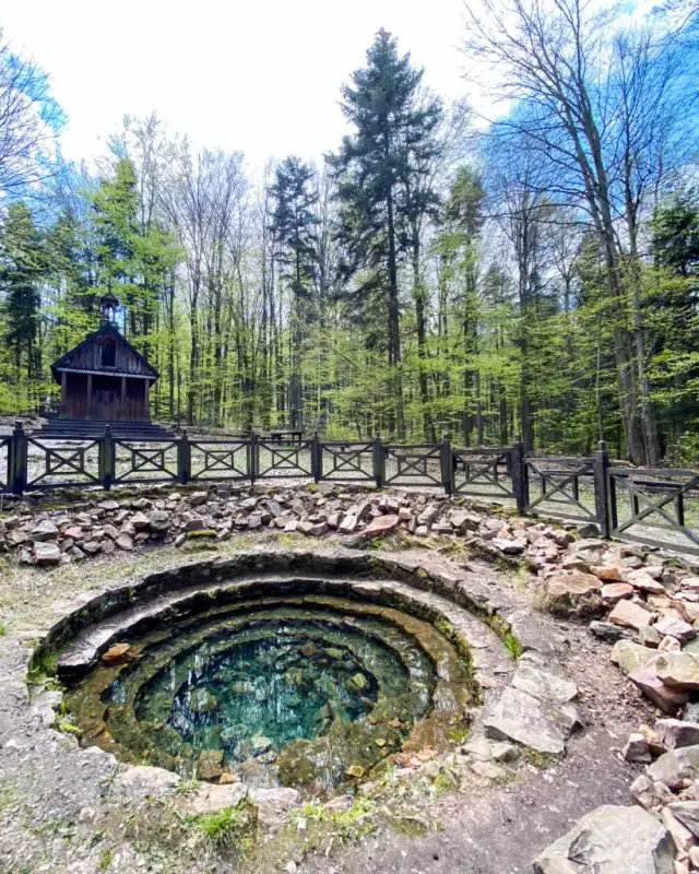 Gdzie na weekend w Świętokrzyskim? Odkryj najlepsze atrakcje i miejsca