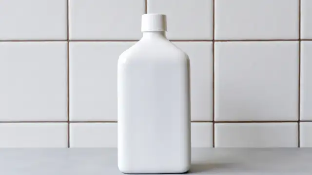 Czysta Fuga Glow - płyn do mycia fug