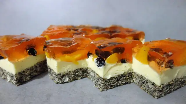 Przepis na ciasto z suchym makiem, które zachwyci Twoich gości