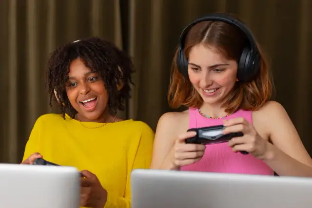 Dlaczego rozgrywka online jest tak popularna wśród graczy z Polski