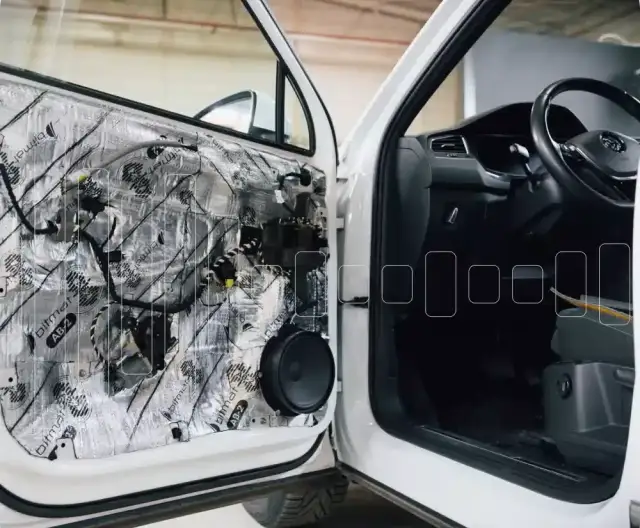 Samodzielne wygłuszenie samochodu – jak to zrobić krok po kroku?