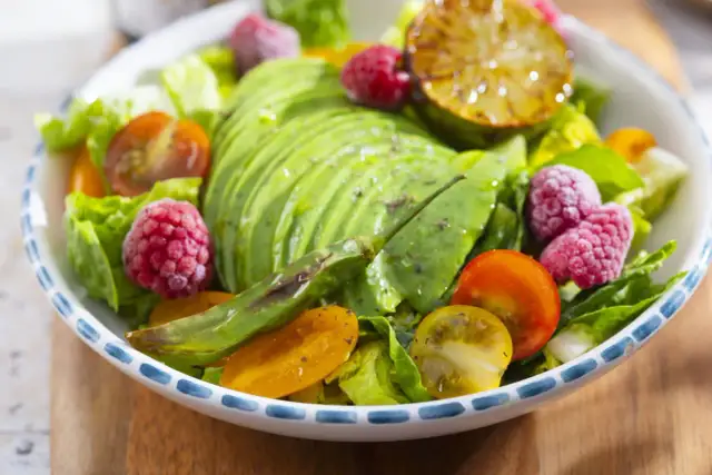 Twoja odporność zaczyna się w brzuchu. Jak dbać o centrum dowodzenia naszym zdrowiem?