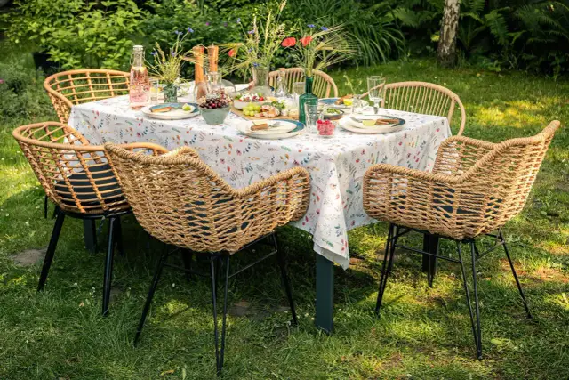 Przyjęcia w ogrodzie czas zacząć - przygotuj swój taras na letni sezon ze sklepem meblowym Agata