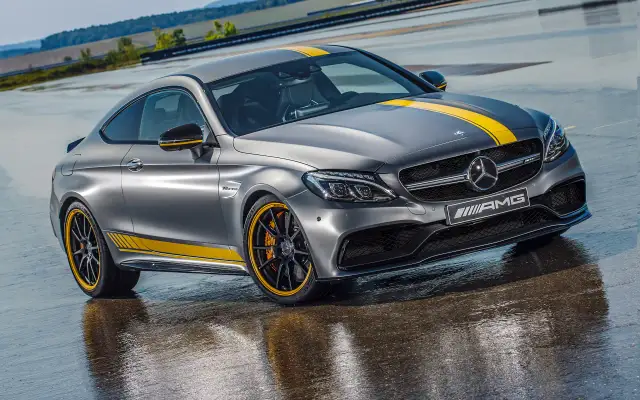 Mercedes-Benz C63 AMG - Ceny, specyfikacje i porównania modeli