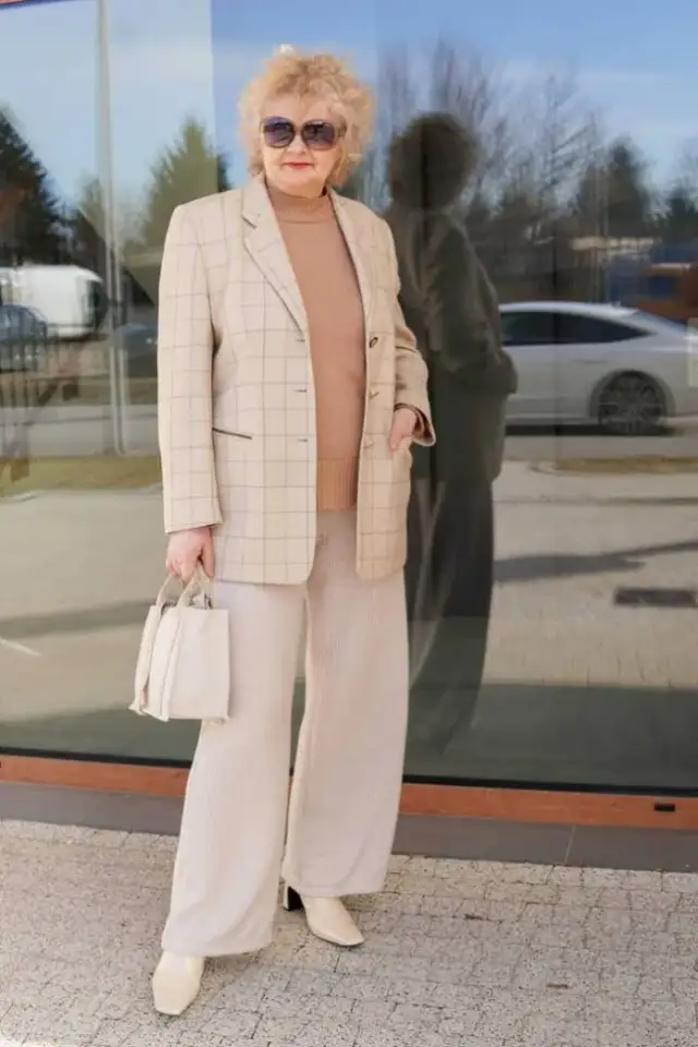 Jak dobrze wyglądać po 60: 7 skutecznych sposobów na młody wygląd