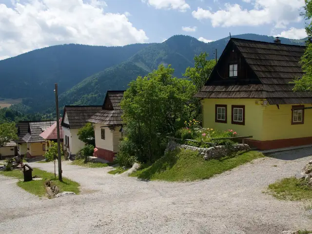 Najlepsze trasy motocyklowe w Słowacji, które musisz przejechać