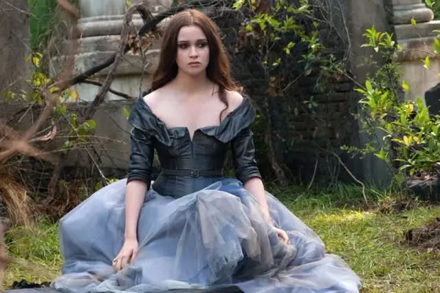 Piękne Istoty - Książka o Miłości, Magii i Klątwie w Gatlin