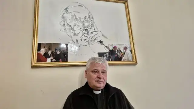 Kardynał Krajewski: Jego niezwykłe życie i charytatywna misja