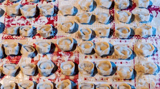 Jak uniknąć sklejania się kopytek po ugotowaniu - sprawdzone metody