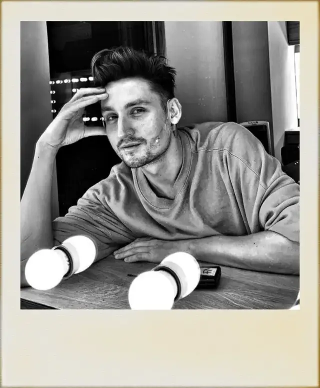 Filip Cembala czy ma żonę? Prawda o jego życiu osobistym i relacjach