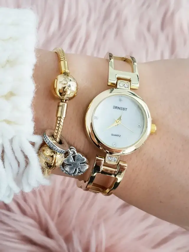 Zegarek damski jak bransoletka: 5 stylów, które pokochasz