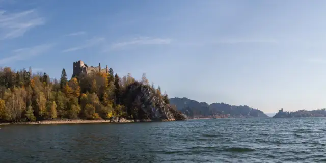 Jezioro Czorsztyńskie: tajemnice, atrakcje i historia, które musisz poznać