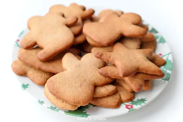 Jak upiec ciastka korzenne jak ze sklepu – prosty przepis na idealny smak