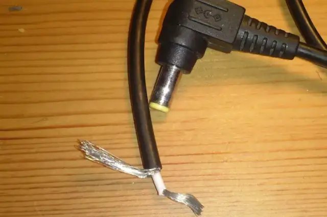 Nauczysz się jak naprawić zasilacz w domu - poradnik dla każdego