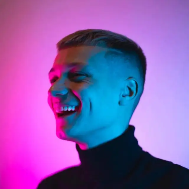 Ile lat ma Przemek Pro? Zaskakujący wiek YouTubera