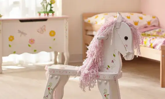 Najlepsze zabawki koni dla dzieci - wybierz idealny prezent