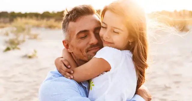 Śmieszne życzenia na Dzień Ojca, które rozbawią każdego tatę