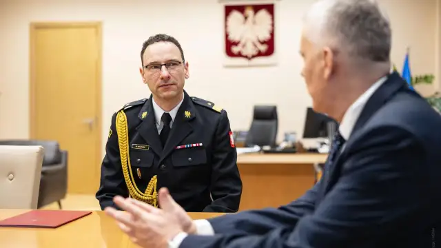Komendant główny PSP – kim jest Wojciech Kruczek i jakie ma osiągnięcia
