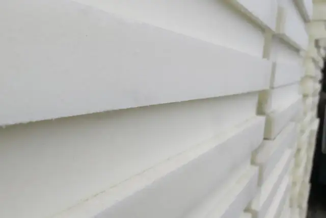 Najlepsze sposoby na klejenie styroduru do betonu bez problemów