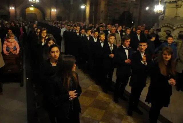 Jak wybrać imię do bierzmowania, które naprawdę ma znaczenie?