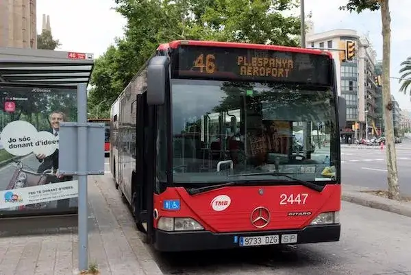 Barcelona jak dojechać z lotniska do centrum - najlepsze i najtańsze opcje transportu