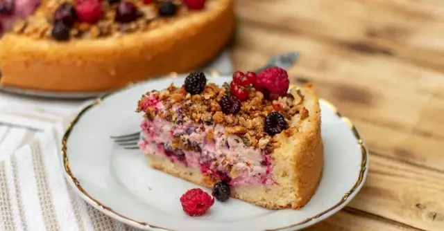Jak zrobić pyszne ciasto z nutellą i malinami – przepis