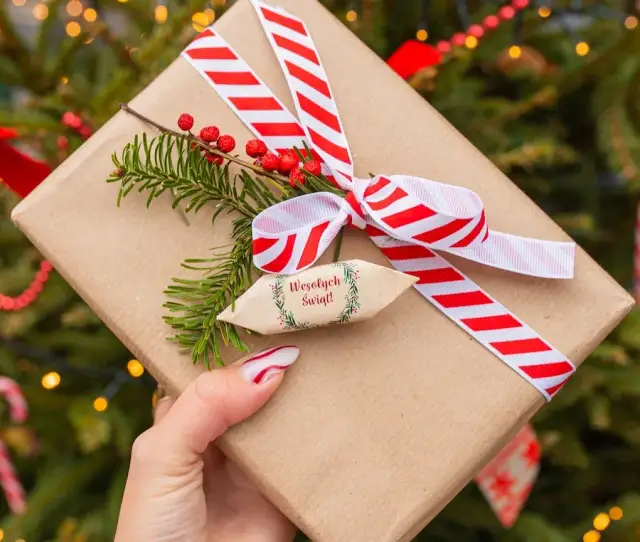 Co kupić wychowawcy na święta? Oryginalne pomysły na prezenty