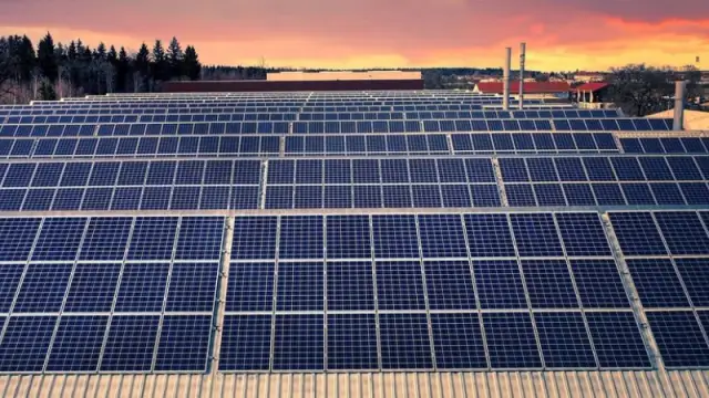 Mikroinwertery fotowoltaiczne - nowoczesne rozwiązanie do paneli słonecznych