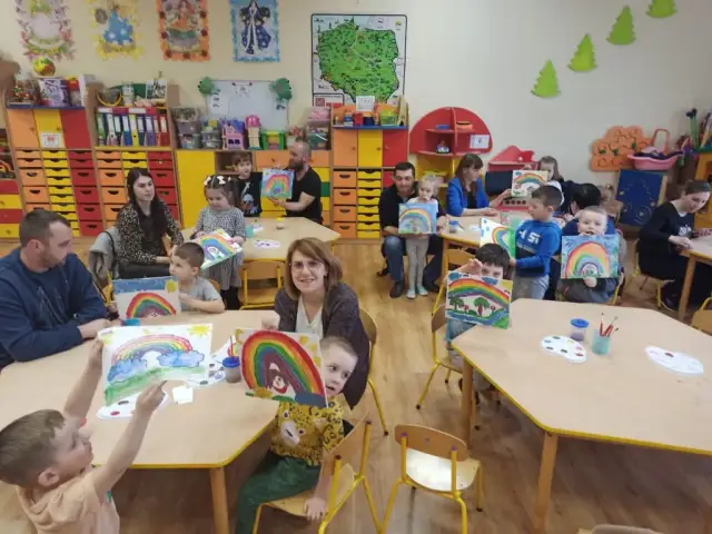 Warsztaty plastyczne dla dzieci i rodziców – twórcza zabawa dla całej rodziny