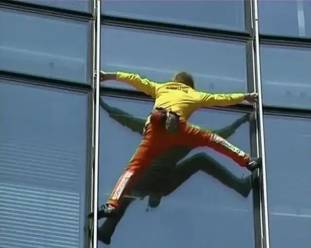 Człowiek Pająk - poznaj niezwykłe moce i historię superbohatera Marvela