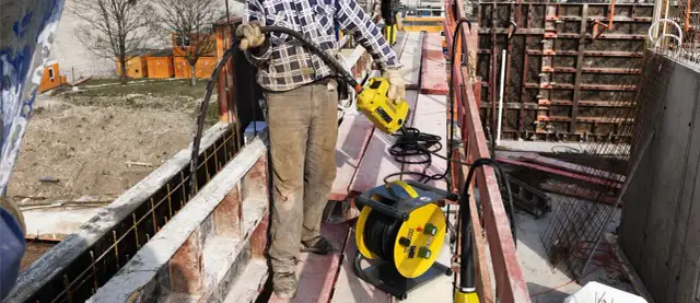 Jak zrobić wibrator do betonu z wiertarki i uniknąć problemów