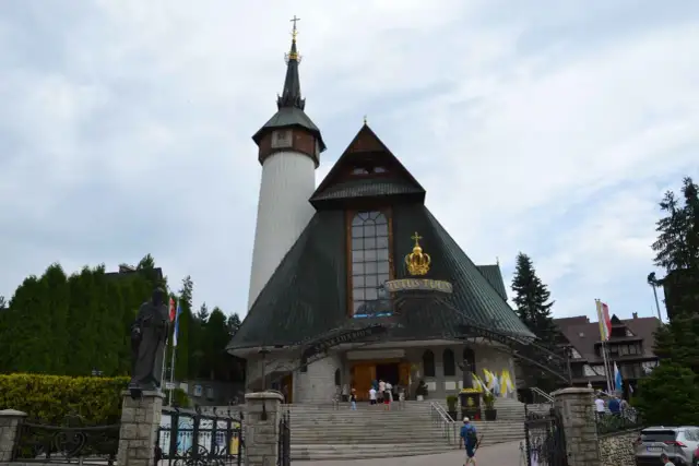 Sanktuarium na Krzeptówkach w Zakopanem – historia i znaczenie miejsca