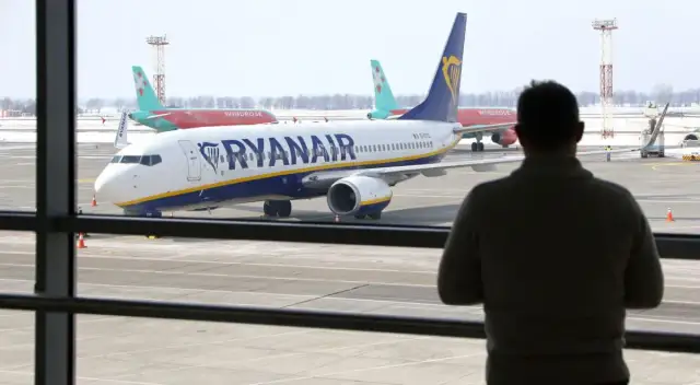 Ile wcześniej być na lotnisku Ryanair, by uniknąć problemów z odprawą i spóźnienia
