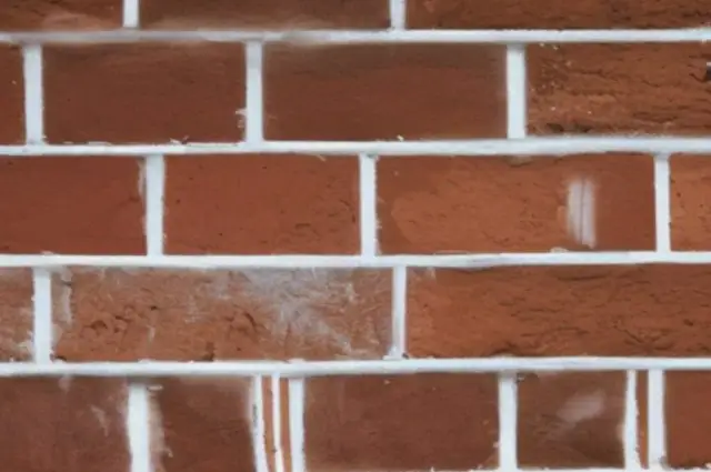 Zaprawa tynkarska czy murarska – kluczowe różnice i zastosowania w budownictwie