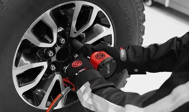 Jaki klucz pneumatyczny do wulkanizacji - wybierz najlepszy model dla siebie