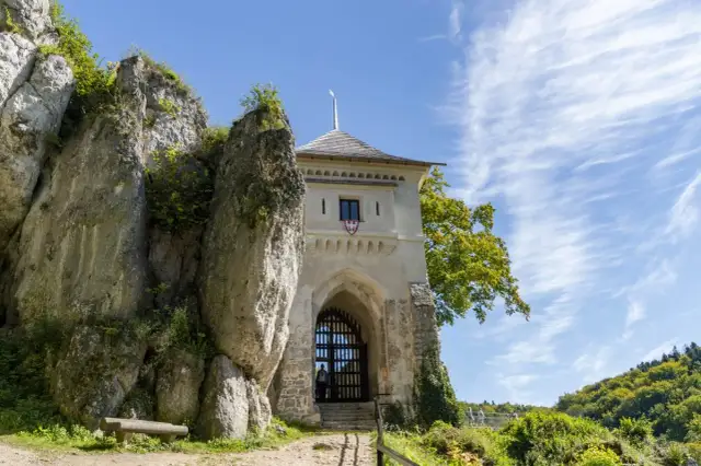 Cudowna historia zamku w Ojcowie – atrakcje, które musisz znać