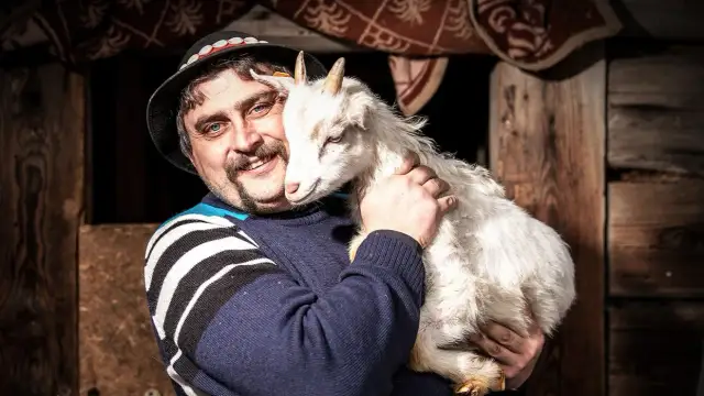 Gdzie mieszkają bohaterowie serialu górale? Zaskakujące lokalizacje w Polsce