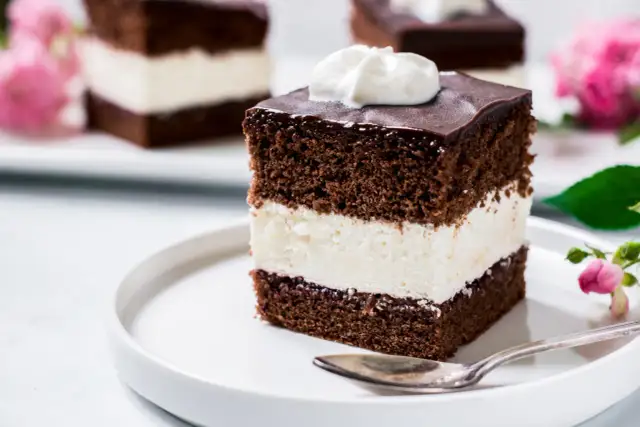 Najlepszy przepis na wuezetkę: jak zrobić domowe ciasto czekoladowe