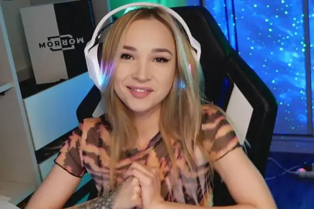 Ile lat ma Honey? Zaskakujący wiek Honoraty Skarbek ujawniony!