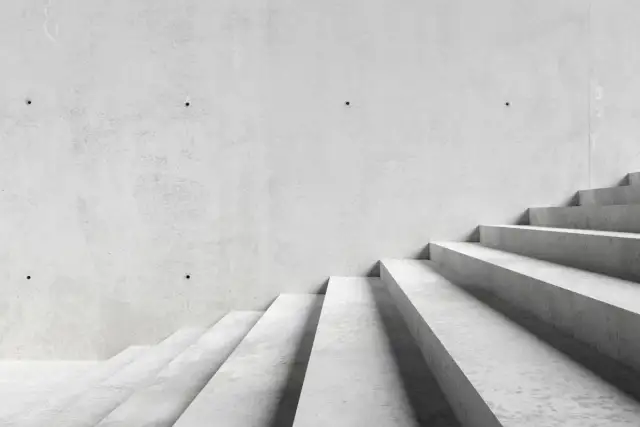 Jak zabudować schody: uniknij najczęstszych błędów i kosztów