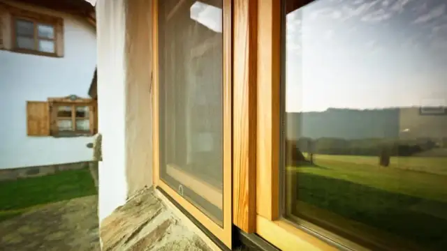 Jak prawidłowo mierzyć moskitiery na okna, aby uniknąć błędów