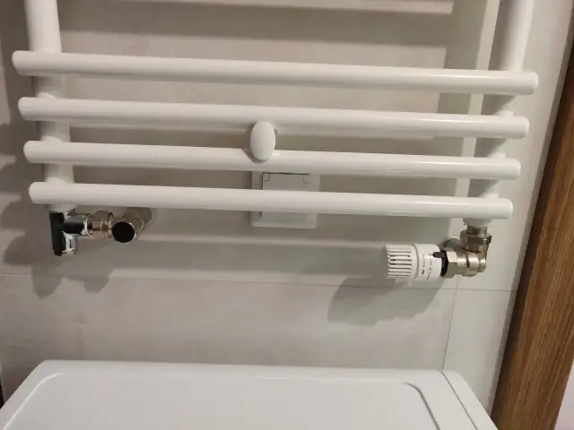 Jak zamontować grzałkę do grzejnika łazienkowego: poradnik instalacji krok po kroku