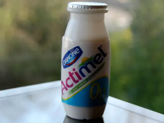 Czy Actimel jest zdrowy? Prawda o probiotykach i ich wpływie na zdrowie