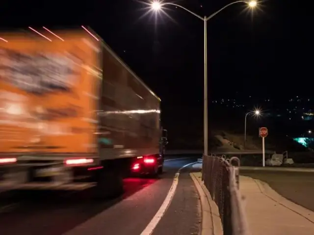 Jak liczyć godziny nocne kierowcy? Kluczowe zasady i błędy do uniknięcia
