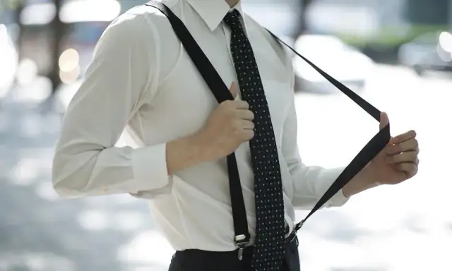 Czy szelki są modne? Poznaj aktualne trendy i stylizacje męskie