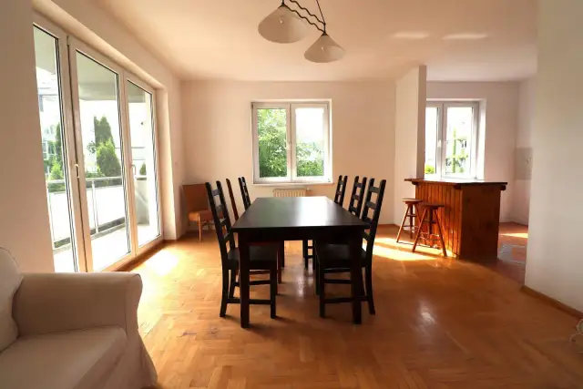 Dlaczego mieszkania są takie drogie? Odkryj ukryte przyczyny!