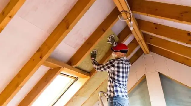 Jaki strop najtańszy? Porównanie kosztów i najlepsze opcje