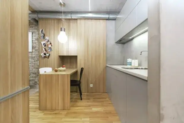 Jak zrobić stół z blatu kuchennego – proste kroki i porady